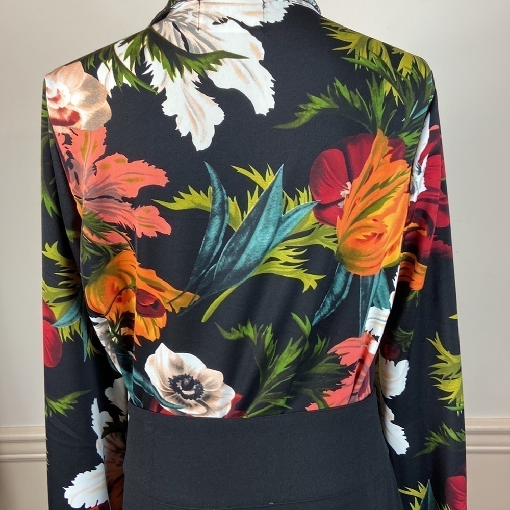 Bucketlist floral blouse - Picture 7 of 7